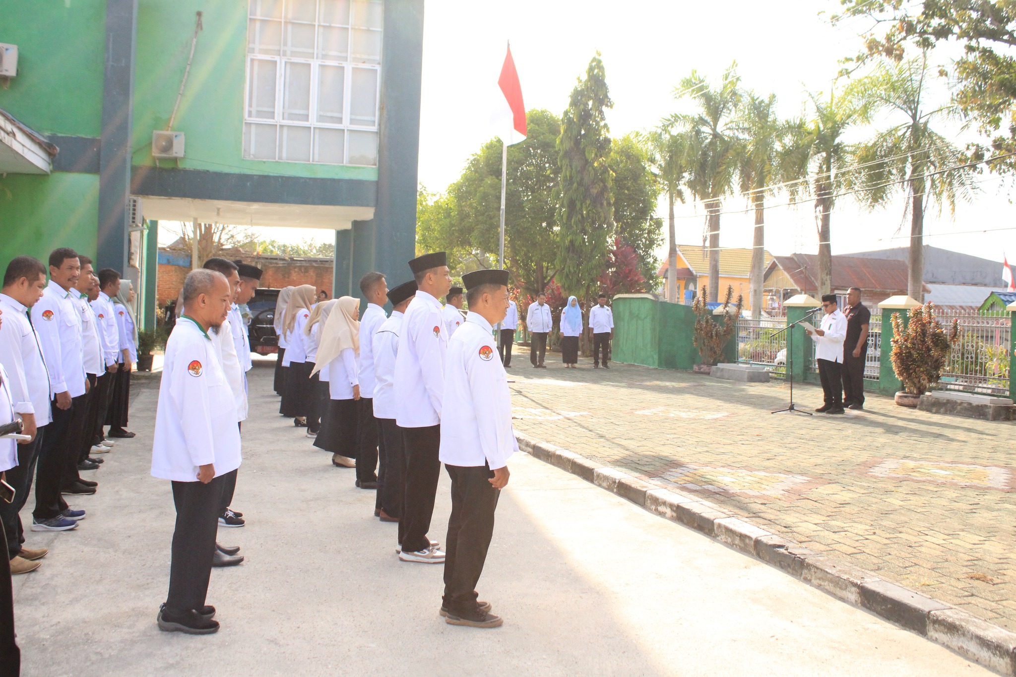 Apel Pagi Rutin Di Lingkungan Kantor Kementerian Agama Kabupaten Muna