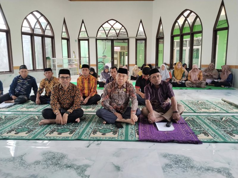 Plt. Kakankemenag Muna Ikuti Dzikir dan Do’a Bersama Virtual Kanwil Kemenag Sultra