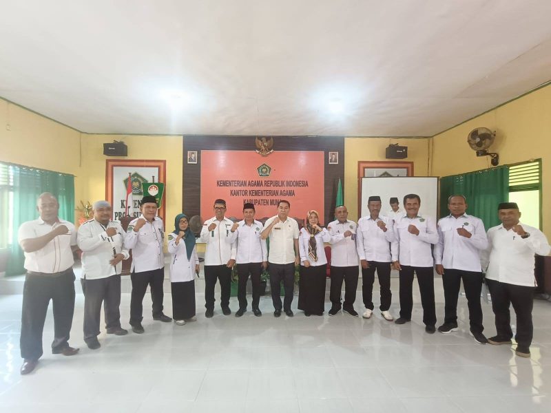 Disaksikan Plt. Kakankemenag, Kepala MTs dan MA Negeri Muna Teken Perkin 2026