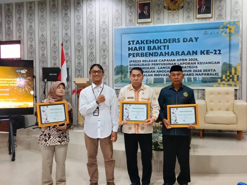 Kemenag Muna Borong Tiga Penghargaan pada Stakeholders Day Hari Bakti Perbendaharaan ke-22 di KPPN Raha