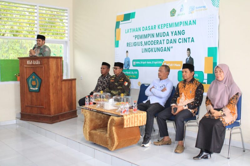 Buka Latihan Dasar Kepemimpinan(LDK) bagi Siswa-siswi Madrasah Tsanawiyah, Kepala Kemenag Muna Tekankan Nilai-nilai Kejujuran